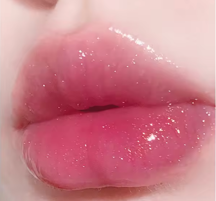 Magical Colour changing lip oil